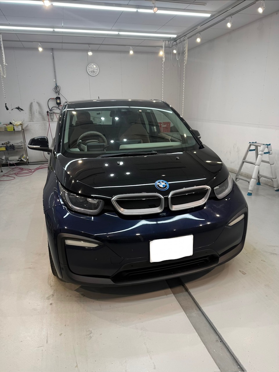 BMW i3　簡易コーティング施工